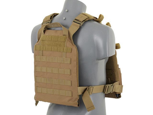 Штурмовий Plate Carrier з аналогом балістичних пластин - Coyote [8FIELDS] (для страйкболу) M51611027-1-TAN фото
