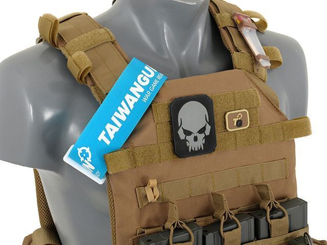 Штурмовий Plate Carrier з аналогом балістичних пластин - Olive [8FIELDS] (для страйкболу) M51611027-1-OD фото