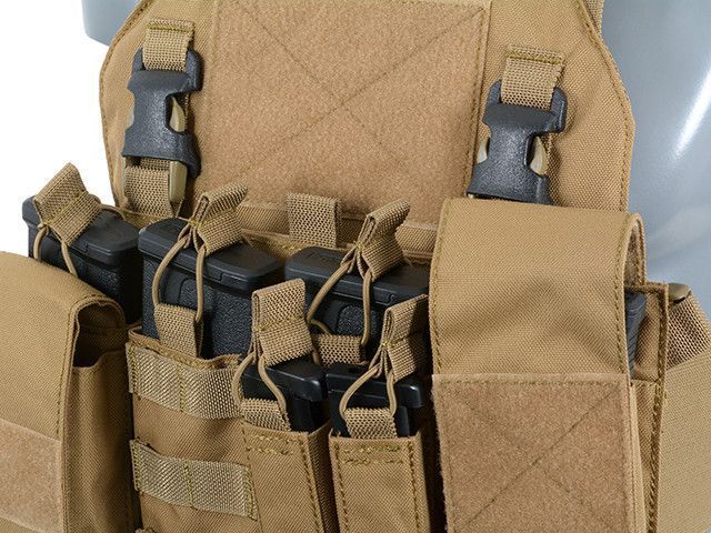 Buckle Up Chest Rig V3 - Coyote [8FIELDS] (для страйкбола) M51611042-1-TAN фото