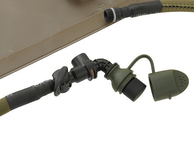 2.5 L Вставка для гидрационной системи з шлангом - OLIVE [8FIELDS] M51617095-OD фото