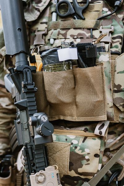 Еластичний потрійний підсумок для магазинів M4/M16 &mdash; Coyote [8FIELDS] M51613042-TAN фото