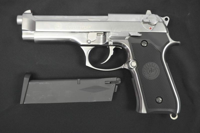Страйкбольный газовый пистолет PT92 [CyberGun] (для страйкбола) CYB-02-014003 фото