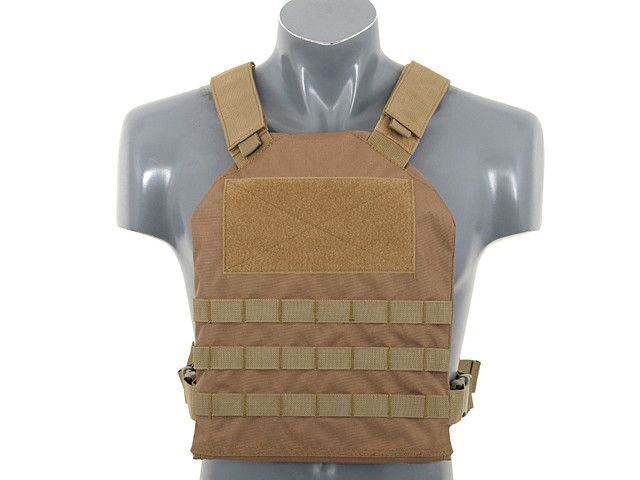 Простой Plate Carrier с аналогам баллистических вставок - Coyote [8FIELDS] (для страйкбола) M51611030-TAN фото