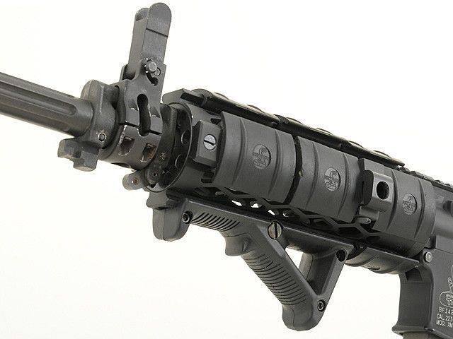 Ручка перенесення вогню ANGLED ERGONOMIC GRIP VERSION 2.0 &ndash; DARK EARTH [FMA] (для страйкболу) TB-06 фото
