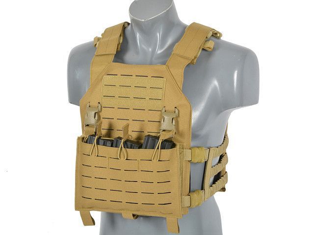 Buckle Up Assault Plate Carrier Laser-Cut з підсумком на магазини - Coyote [8FIELDS] M51611072-TAN фото